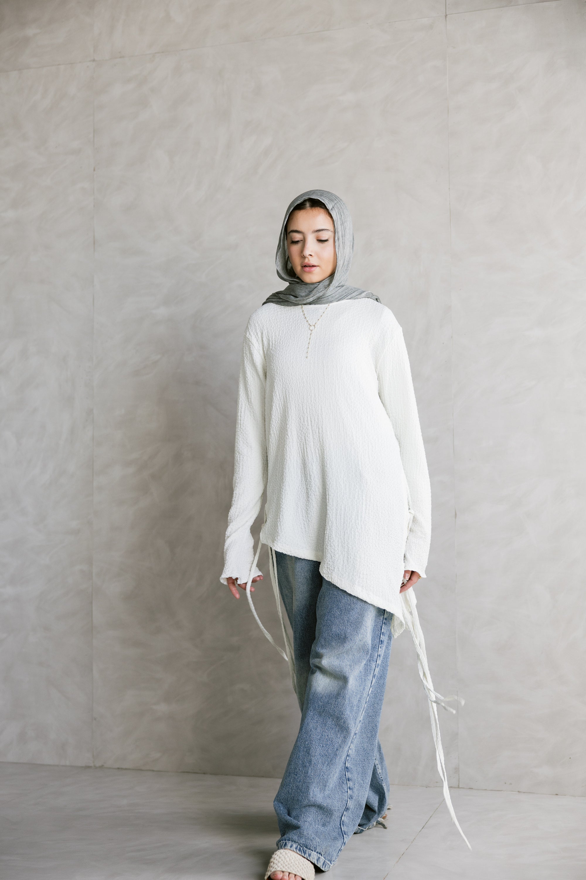 White Asymmetric Top
