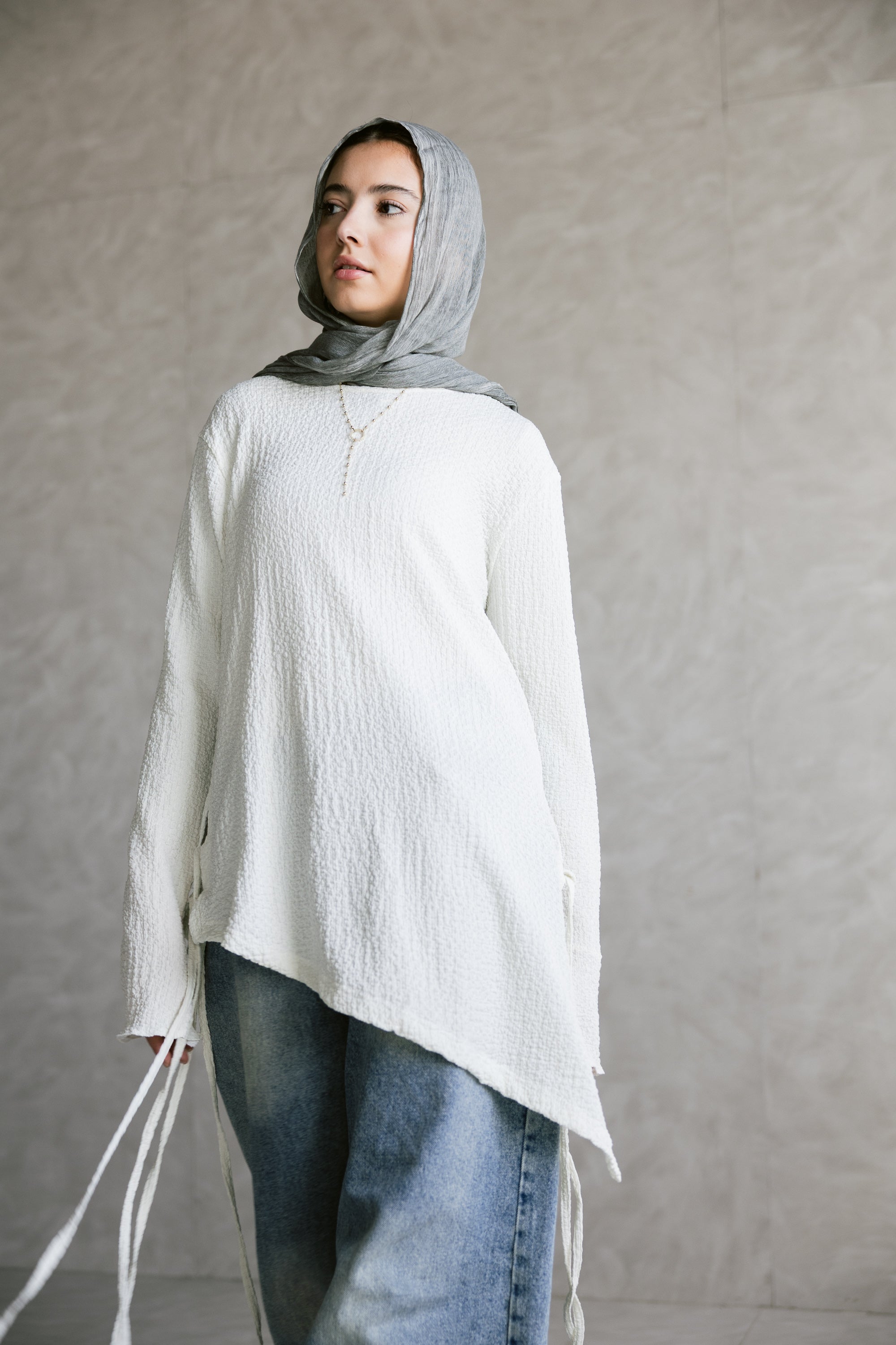 White Asymmetric Top