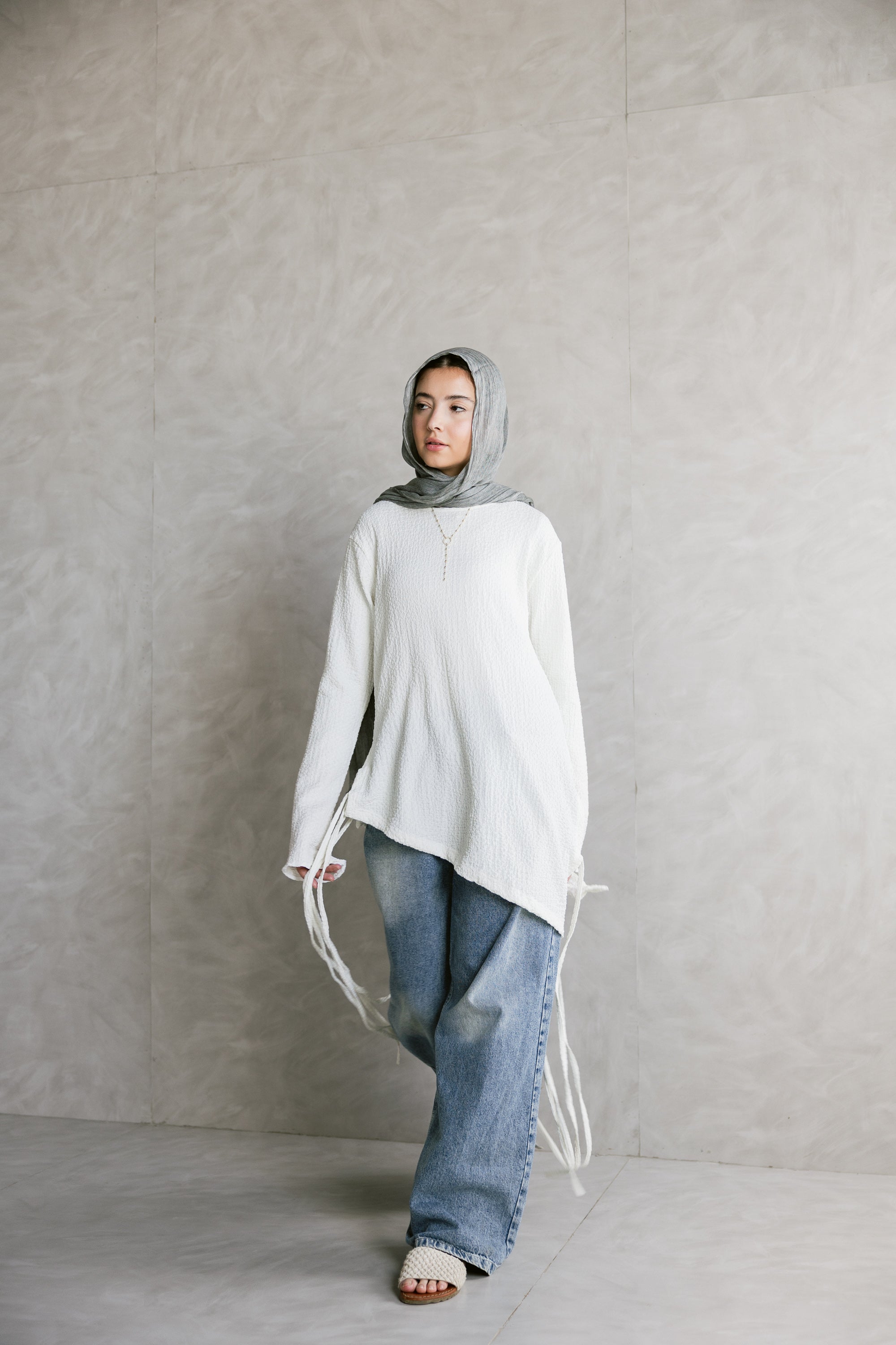 White Asymmetric Top