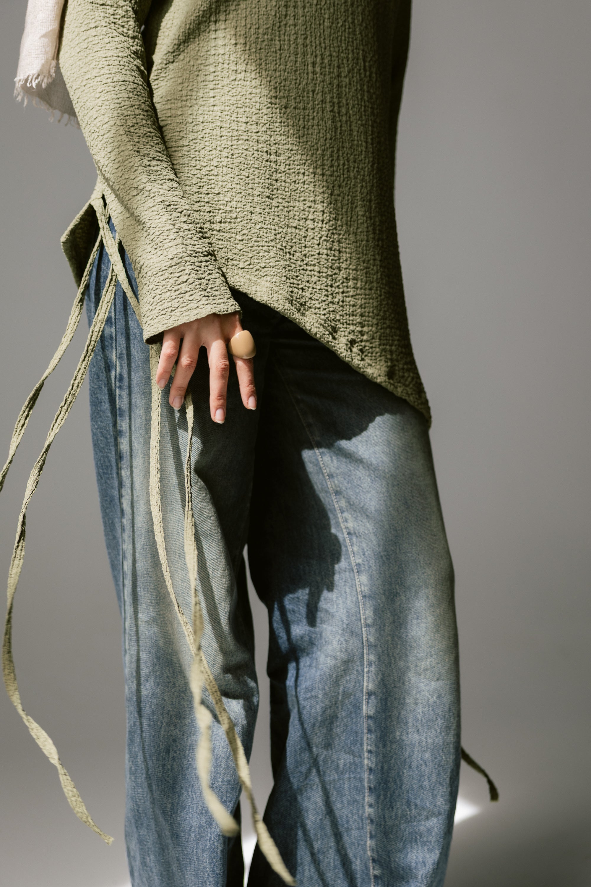 Olive Asymmetric Top