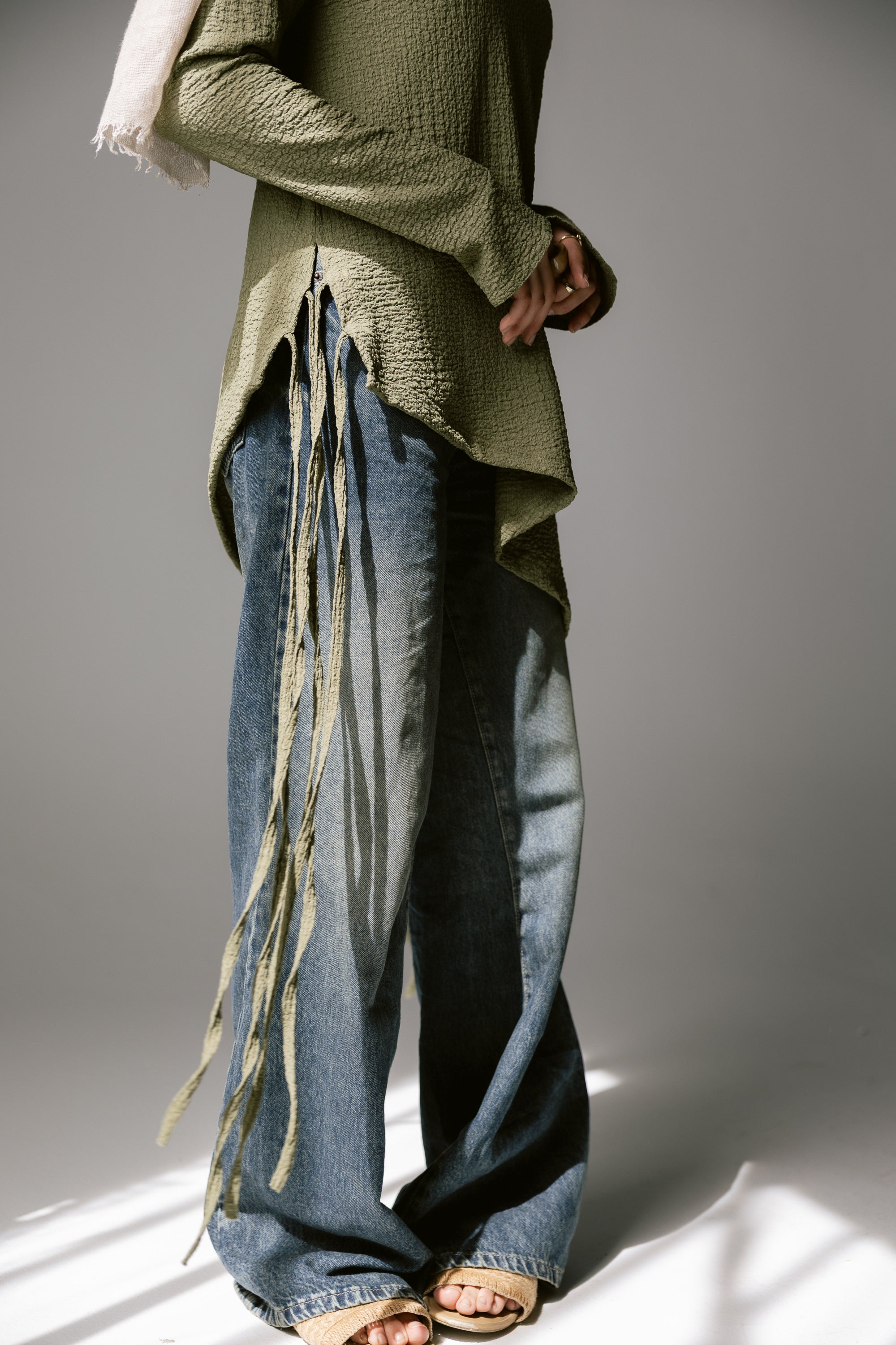 Olive Asymmetric Top