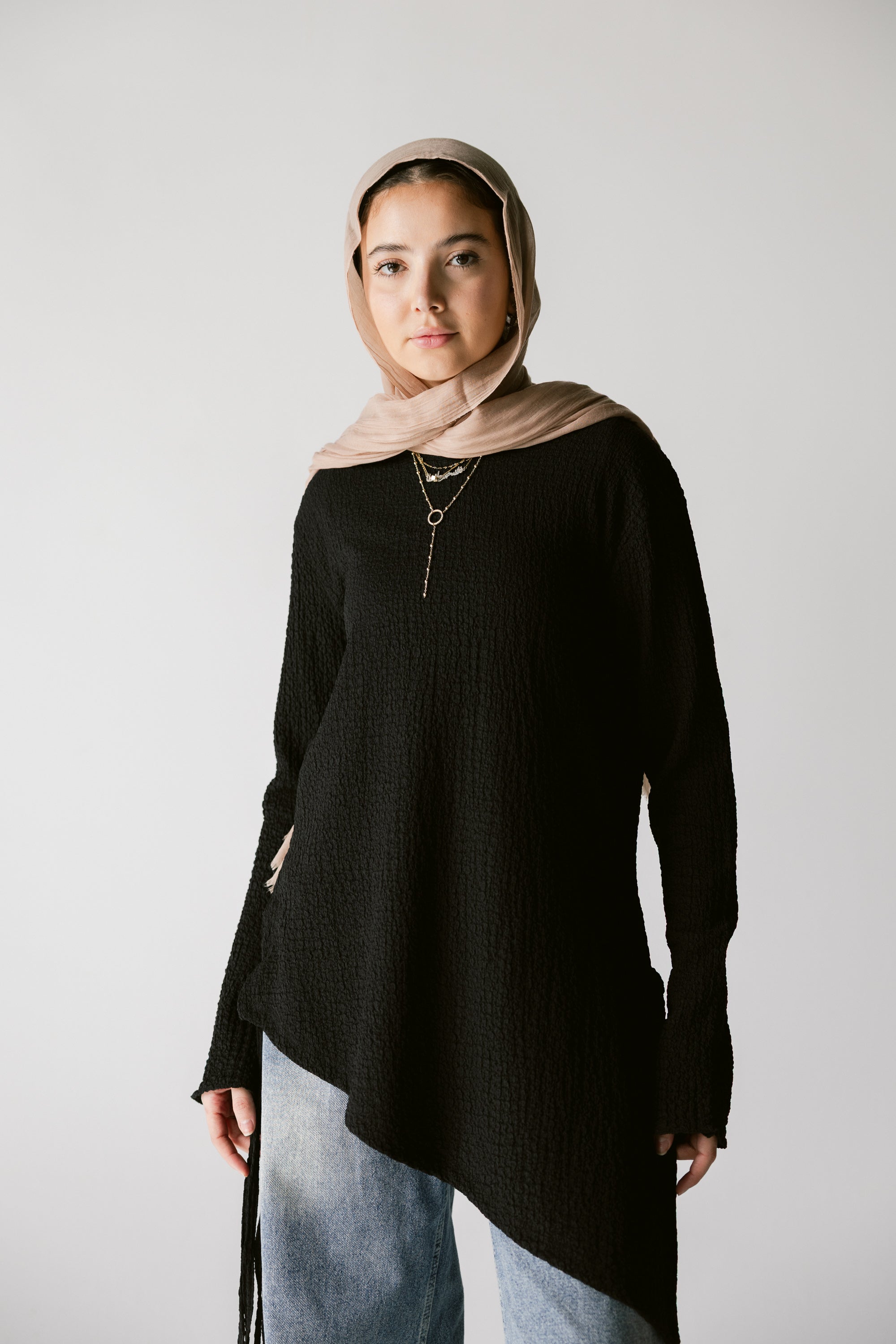 Black Asymmetric Top