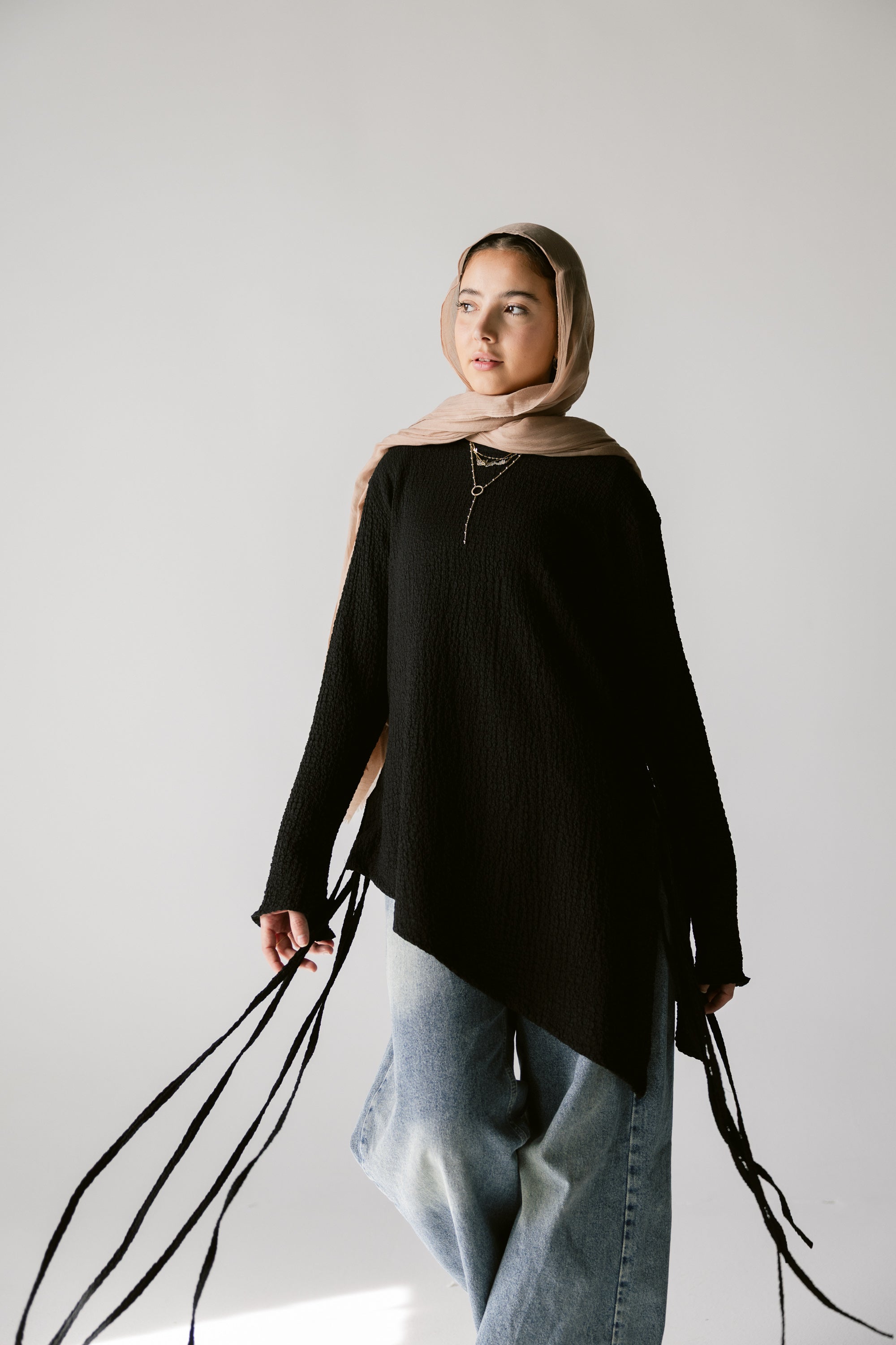 Black Asymmetric Top