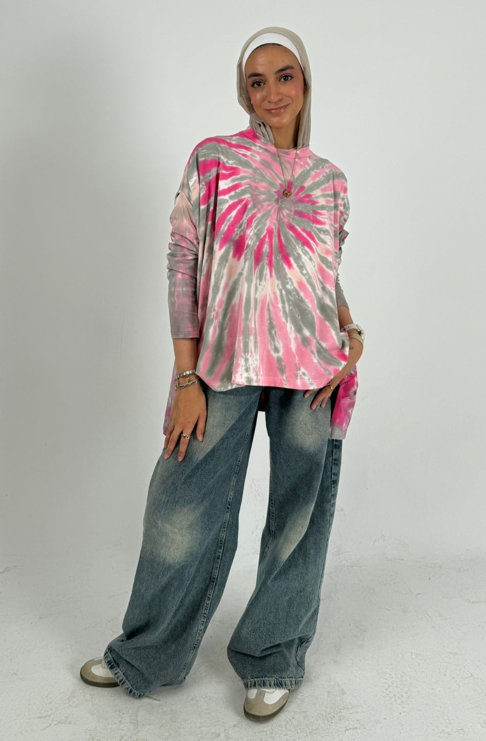 Grey tie dye
