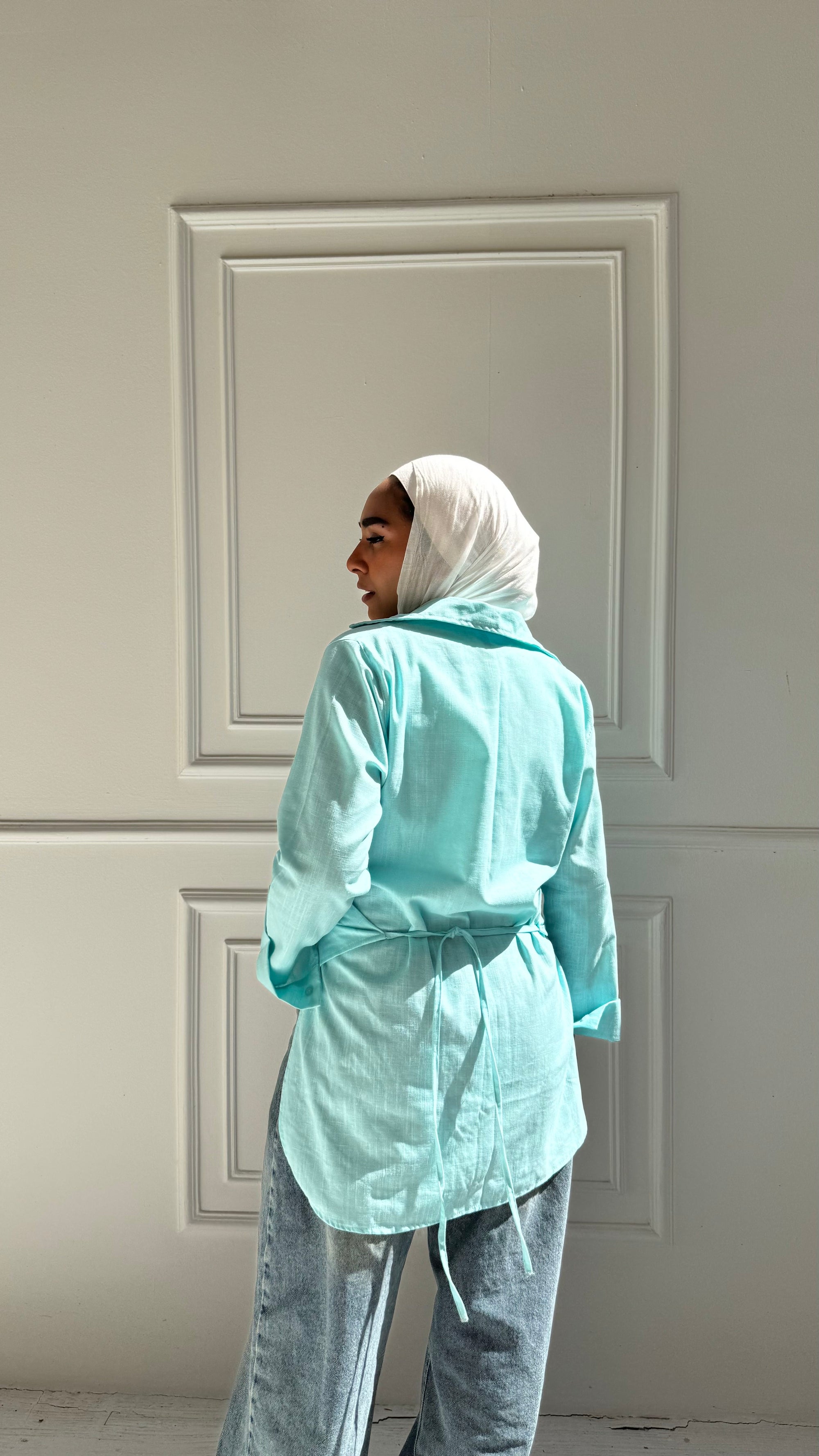Tie-back Shirt in Turquoise